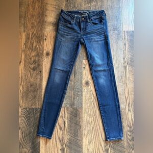 American Eagle Super Low Jegging Super Stretch Jean Women Size 6 Long Dark‎ Wash